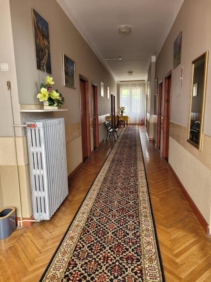Zajazd Meran Krynica-Zdrój Exteriér fotografie