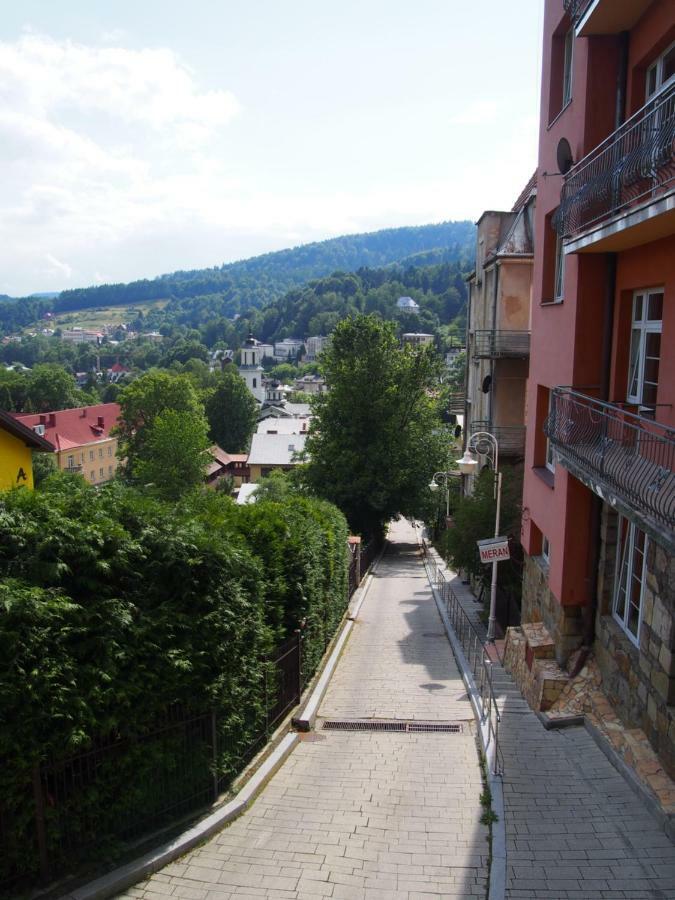 Zajazd Meran Krynica-Zdrój Exteriér fotografie